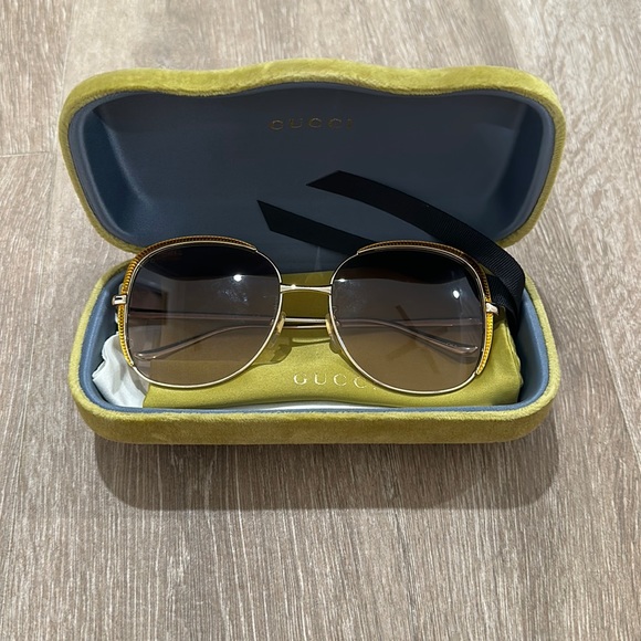 Retro Sunglasses- AUTHENTIC